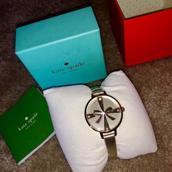 NEW IN BOX gold kate spade watch - Picture 4 of 4